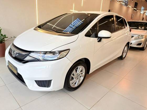 HONDA FIT 1.5 LX 16V FLEX 4P AUTOMÁTICO HONDA FIT 1.5 LX 16V FLEX 4P AUTOMÁTICO